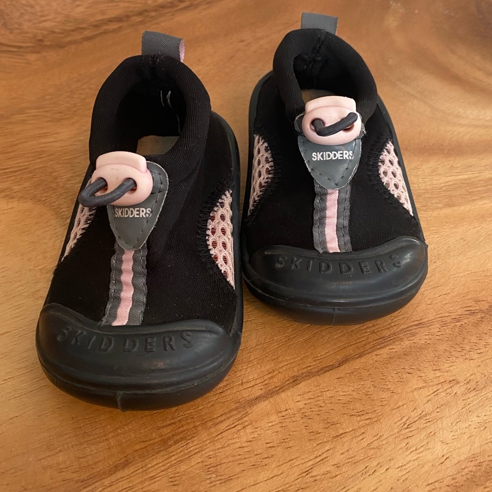 3 for $ 15 Skidders Girl's Skidproof
Sun Grip Water Shoes